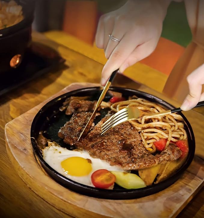 Sizzling Steak Delight: A Gourmet Recipe for Food Enthusiasts