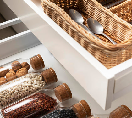 How to Organize Your Kitchen Drawers for Maximum Space: A Summer Refresh Guide