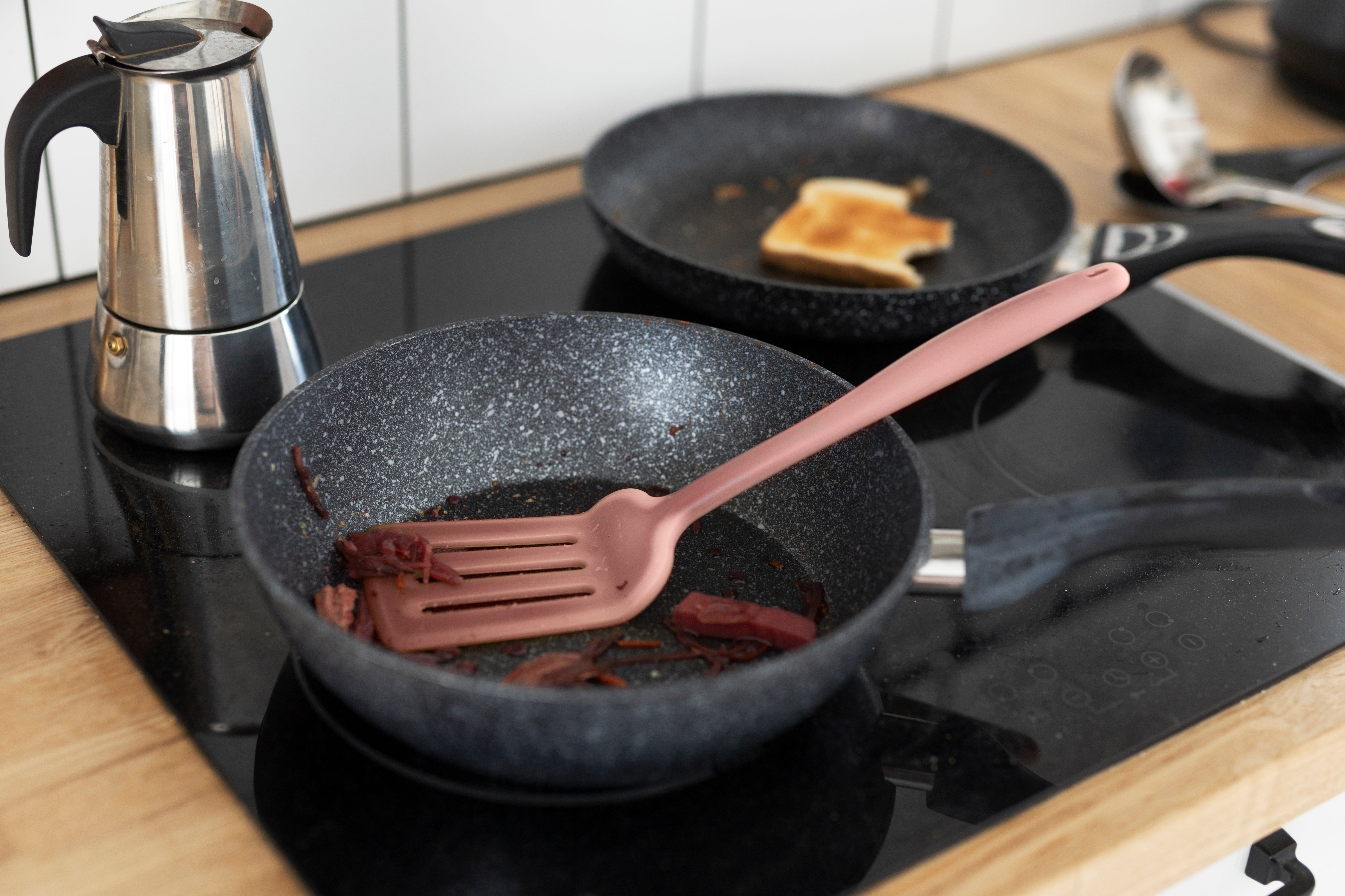 Best Practices to Maintain Nonstick Pans: Keep Your Summer Cooking Smooth and Sizzle-Free